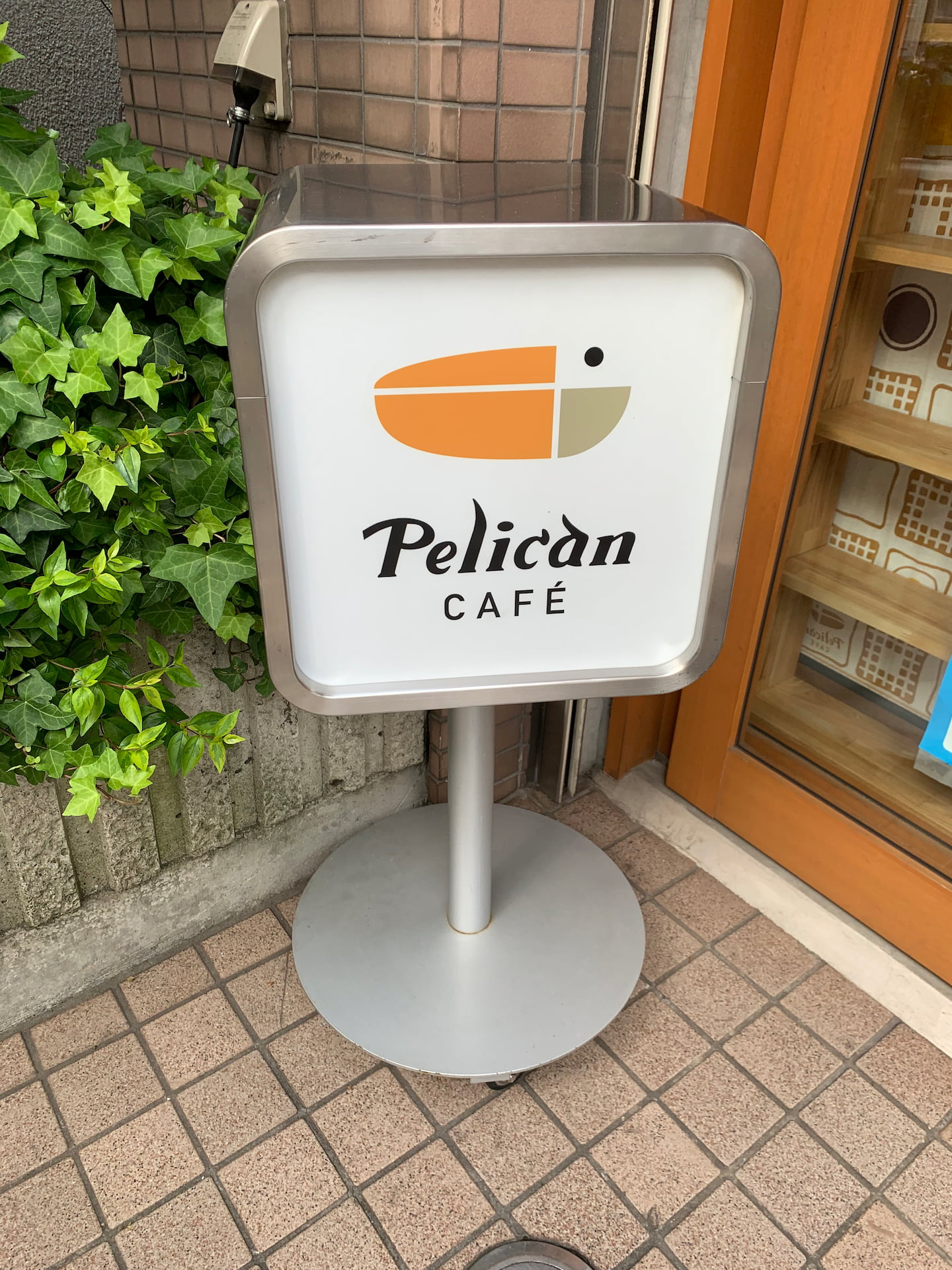 pelican cafe sign